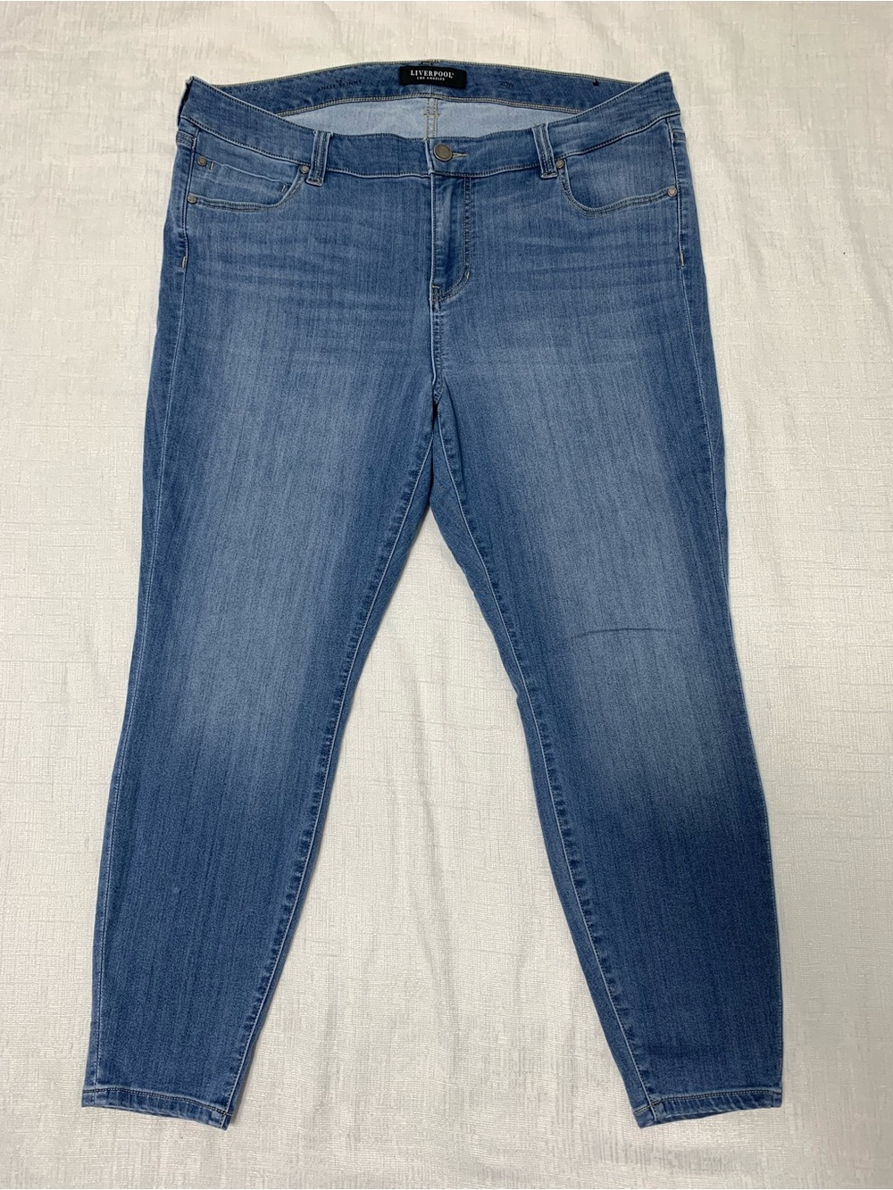 Liverpool Women's Medium Wash Skinny Jeans